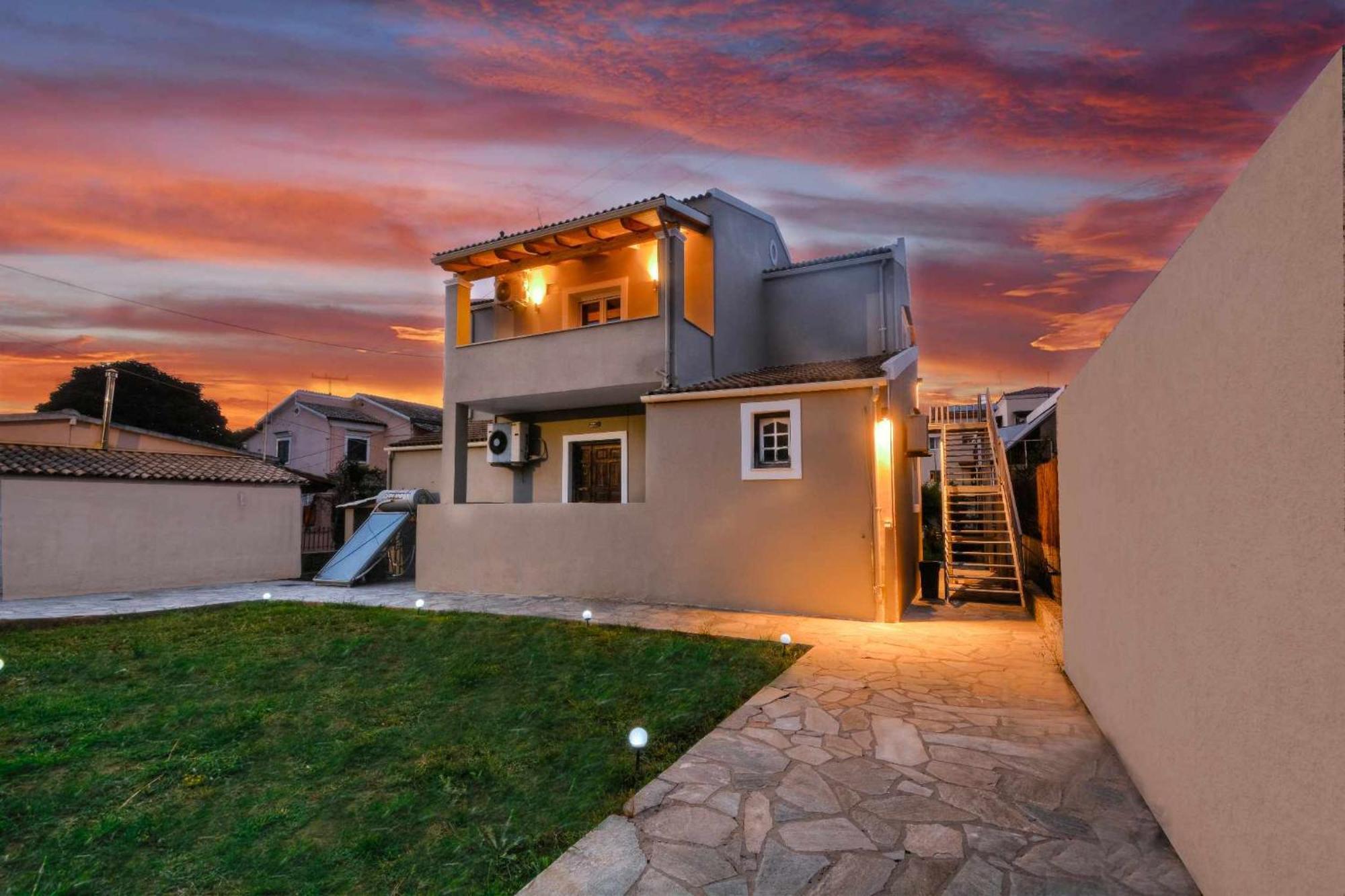 Holiday home Stratos House!